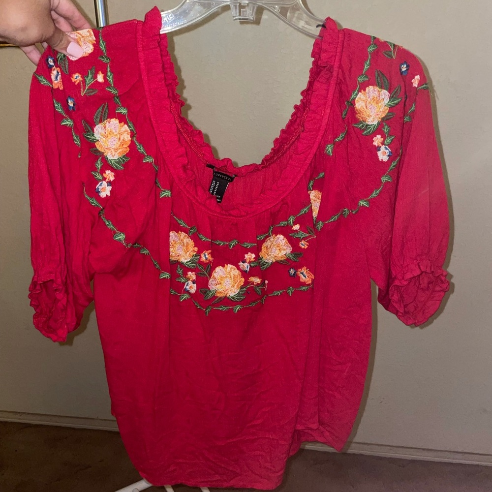 Forever 21 foral off the shoulder shirt